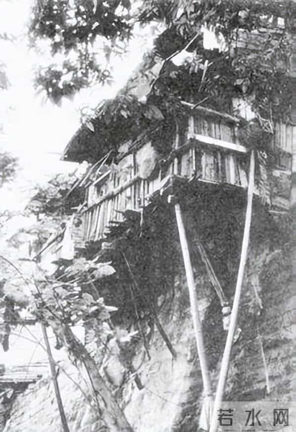 华克放-重庆大轰炸的幸存者和隐战者(华克放)