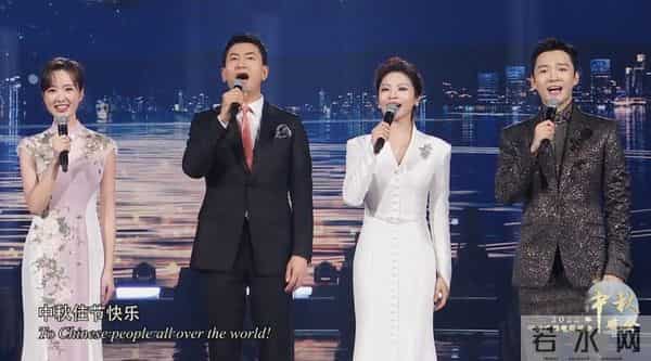 周冬雨王一博用歌声唤醒苏绣