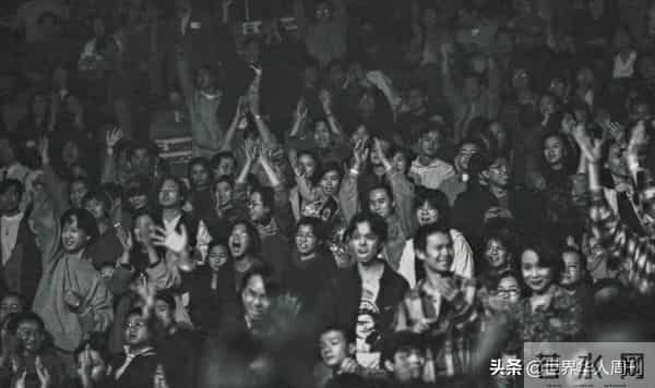 张淇-40岁“哥哥”张淇一夜爆火：他用了25年，终于迎来了自己的春天