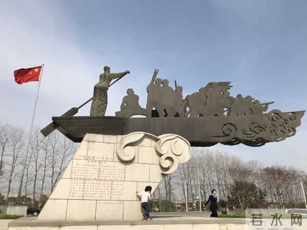 徐经年-军博馆藏照片渡江战役“大辫子”姑娘背后的故事