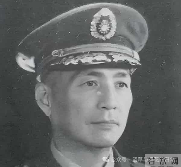 蔡孝乾-《沉默的荣耀》里出卖同志获的蔡孝乾,在回忆录中写下这四个字!