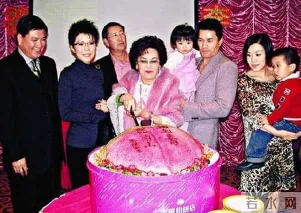 香港资深演员李香琴去世