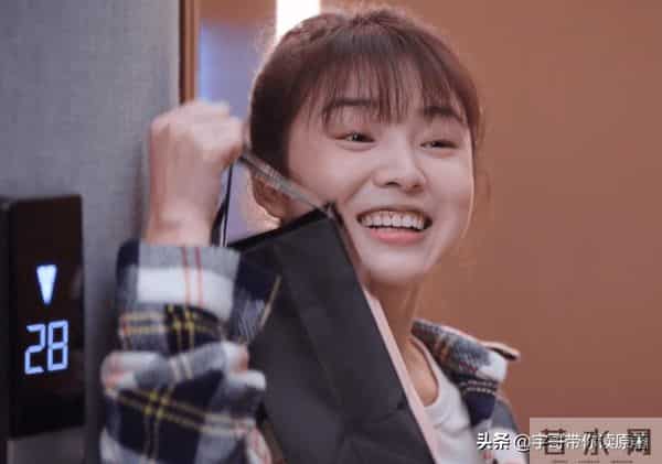 迪丽热巴演的乔晶晶