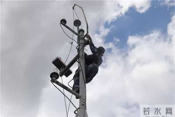 铁汉子-这群兵哥被誉为踏礁量海“铁汉子”，他们究竟经历了什么……