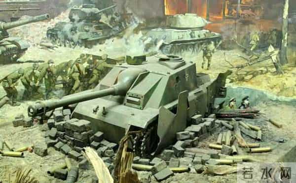 进攻列宁格勒-列宁格勒保卫战,被德军围困900天,列宁格勒为何都没陷落?