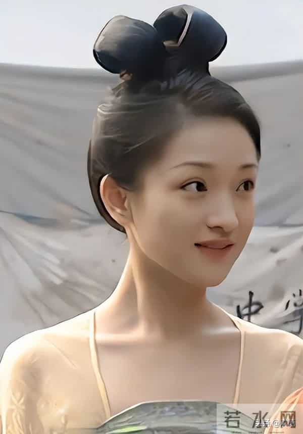 周迅身高多少-陈凯歌曾评价周迅:如果身高再多上10cm,那么整个世界就是她的