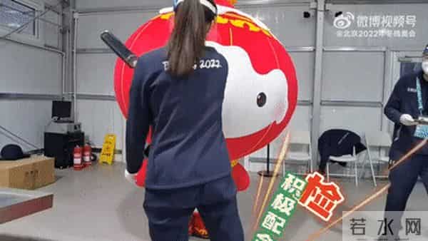 冰墩墩雪容融都下班了