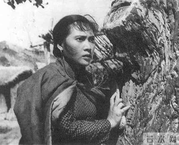 艺术人生秦怡-逃婚、大病、白发人送黑发人…“人民艺术家”秦怡的传奇百年人生