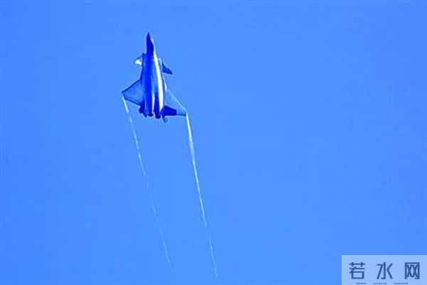 辽宁舰试飞牺牲了多少人