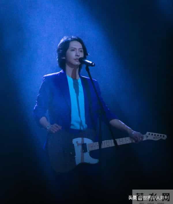 张淇-40岁“哥哥”张淇一夜爆火：他用了25年，终于迎来了自己的春天