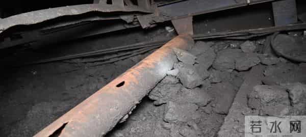 李其纲-重庆松藻煤矿事故37名公职人员被追责：事故造成16死42伤