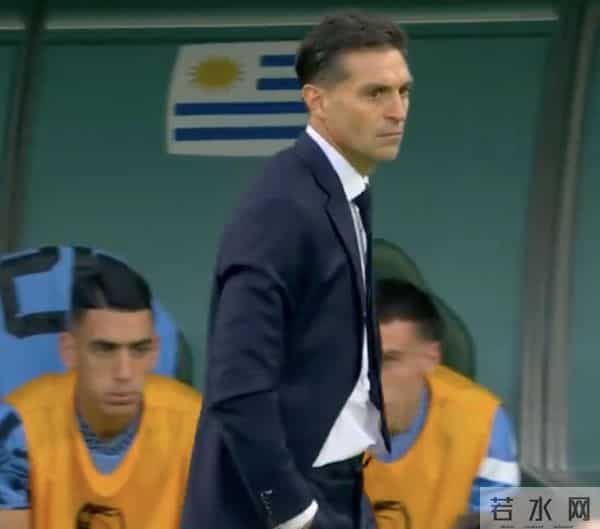 乌拉圭主教练帅上热搜