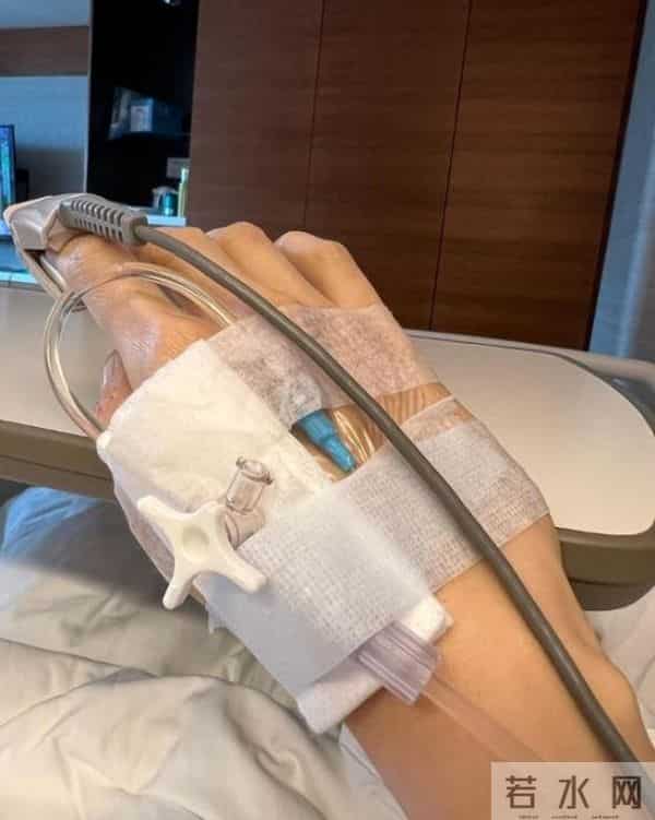 李嘉欣自曝入ICU