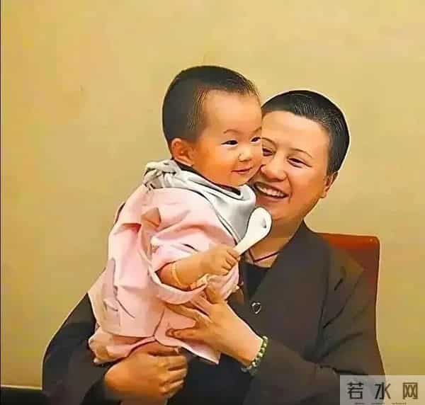 人民网评院长贩卖婴儿出生证明