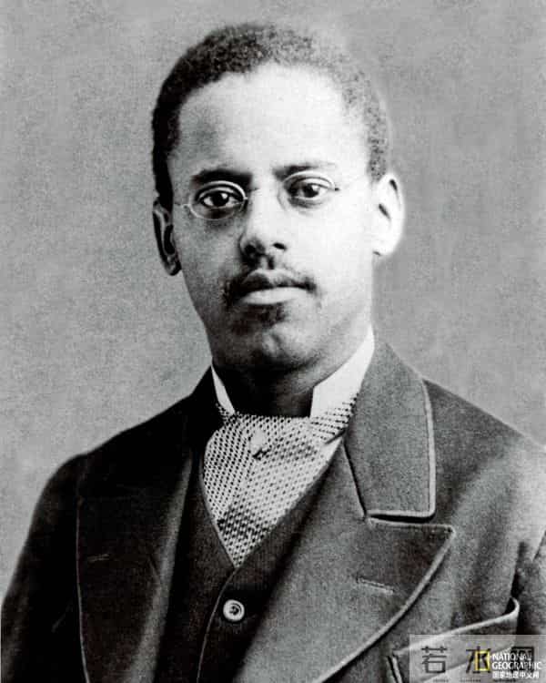 爱迪生的发明-爱迪生发明的是灯泡？还是白炽灯？