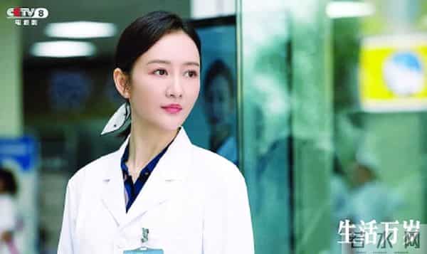 生活万岁-《生活万岁》:一幅有酸有甜的“中国当代家庭画像”