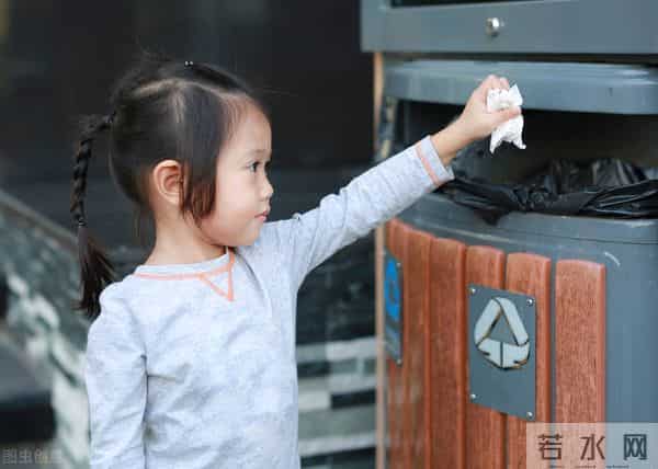 小学满分作文《走过那一个拐角》帮助他人，惠及自我