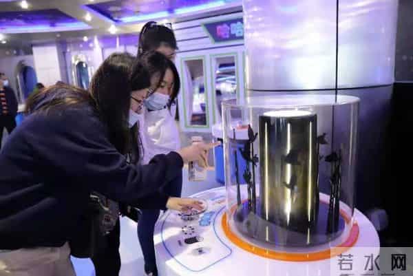 区科协做客 FM104.3《民生访谈》推介特色科普活动