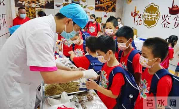 区科协做客 FM104.3《民生访谈》推介特色科普活动