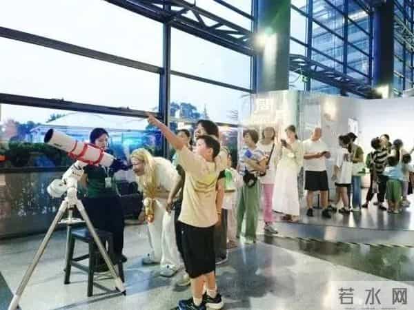 暑期趣游科技馆 - 苍穹探秘之旅