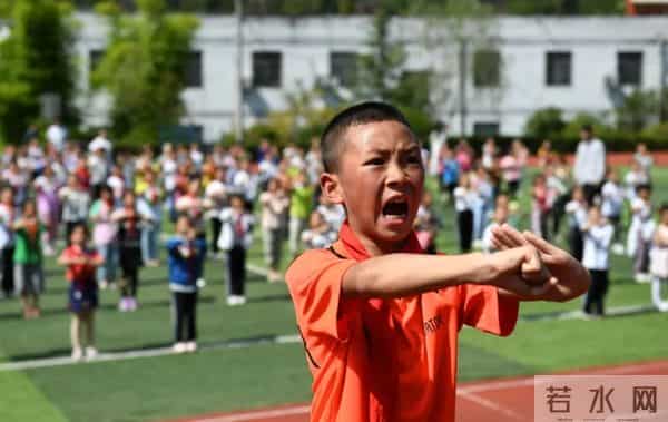 致我们终将值得的青春