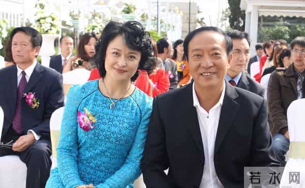 名和利,再加上冯巩,也救不了“不安分”的牛群