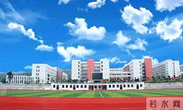 满分作文开头与结尾的神仙句子