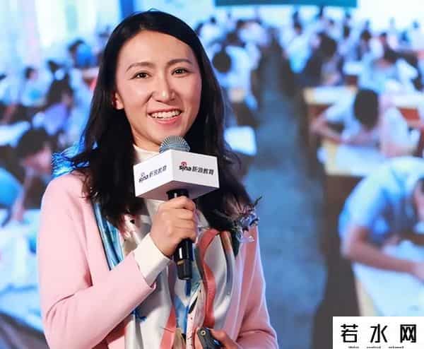 又一个“邓文迪”式传奇！27岁就是博士4年生3娃，替世界首富花钱