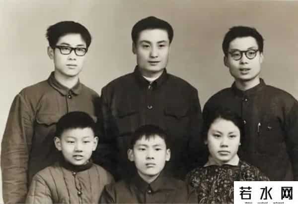 宗庆后103岁母亲仍健在，4个弟妹全靠他暴富，90年代年入千万