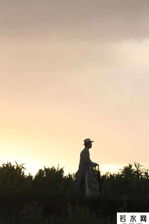 葛福鸿,51岁金城武近况曝光：隐居7年，在乡下种田