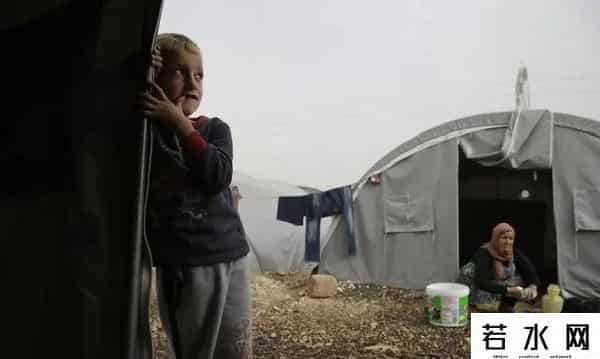 自在客,中东美女远嫁中国，2年后回家探亲，直言：能嫁到中国真好