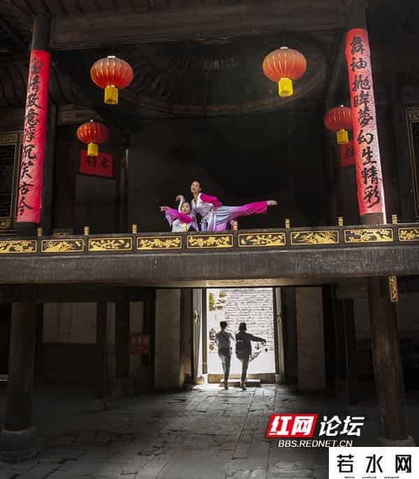 江影沉浮动漫,古城新韵！黔阳古城：青山明月不曾空