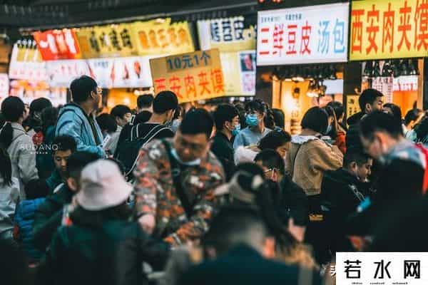 武汉这条街：曾比肩江汉路步行街！如今萧条了！背后4大原因揭秘