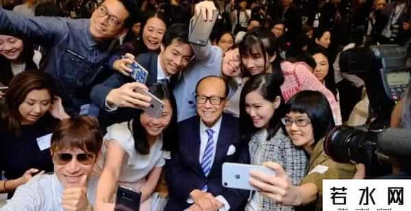 巴拿马刚将中方踢出局 李嘉诚通过巴方给乌克兰捐款？长江实业回应