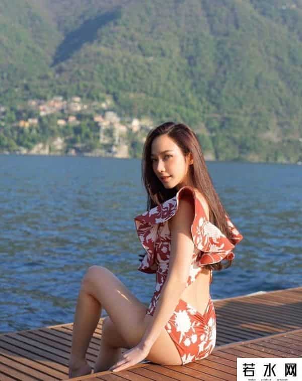 aum p,42岁的泰版鲜肉菩萨，翘臀细腰迷倒20岁奶狗，她比萧亚轩还快乐？