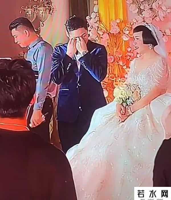 猫七七,猫七七网红高调结婚，掉下神坛也只是弹指一挥间