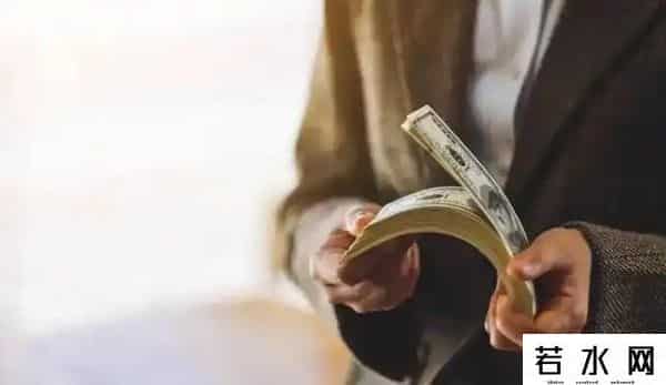 银行人员直言：9月起最好不要将钱存定期，有2个原因很扎心