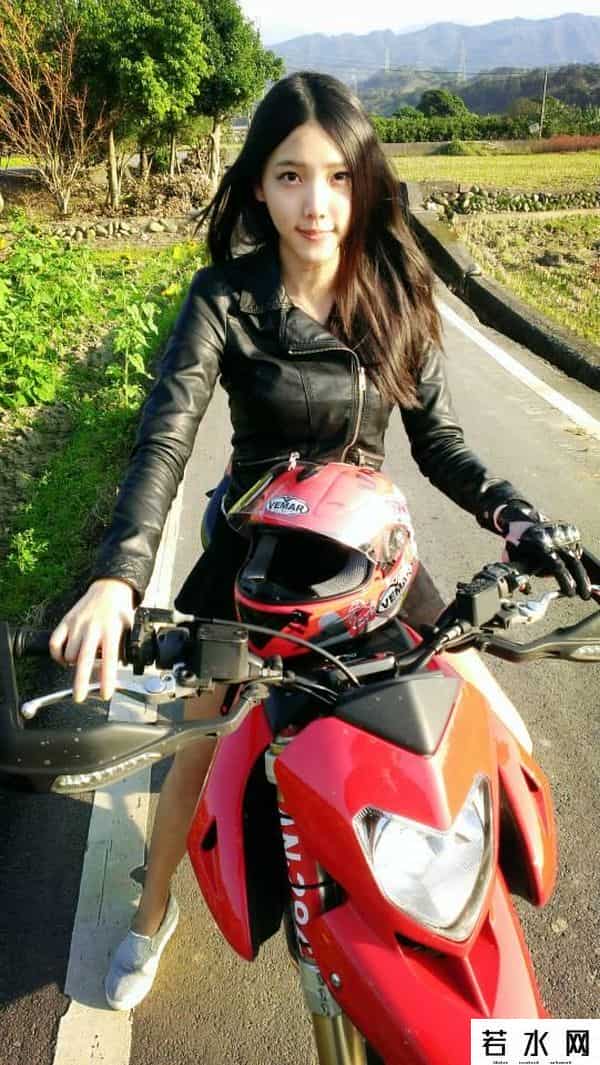 粉小狞,哪位机车美女是你心中的女神？