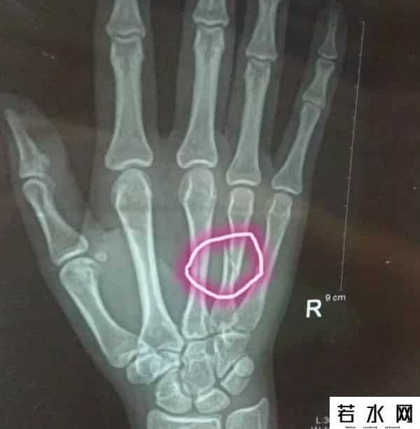 粉小狞,哪位机车美女是你心中的女神？