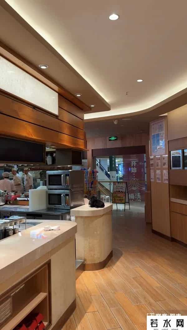 对话西贝店长：风波后客流下降20%，日营收少1万多