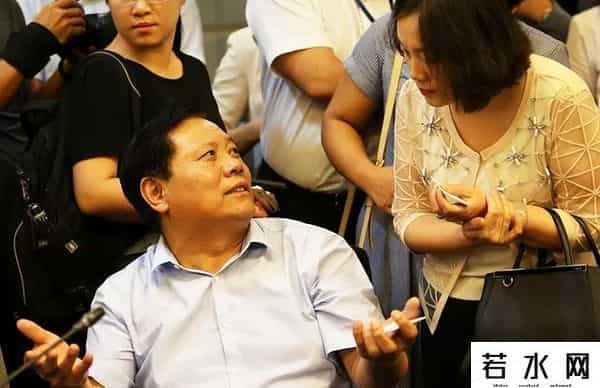当年骗走董明珠26亿，丢下一堆“烂摊子”的魏银仓，后来哪去了？
