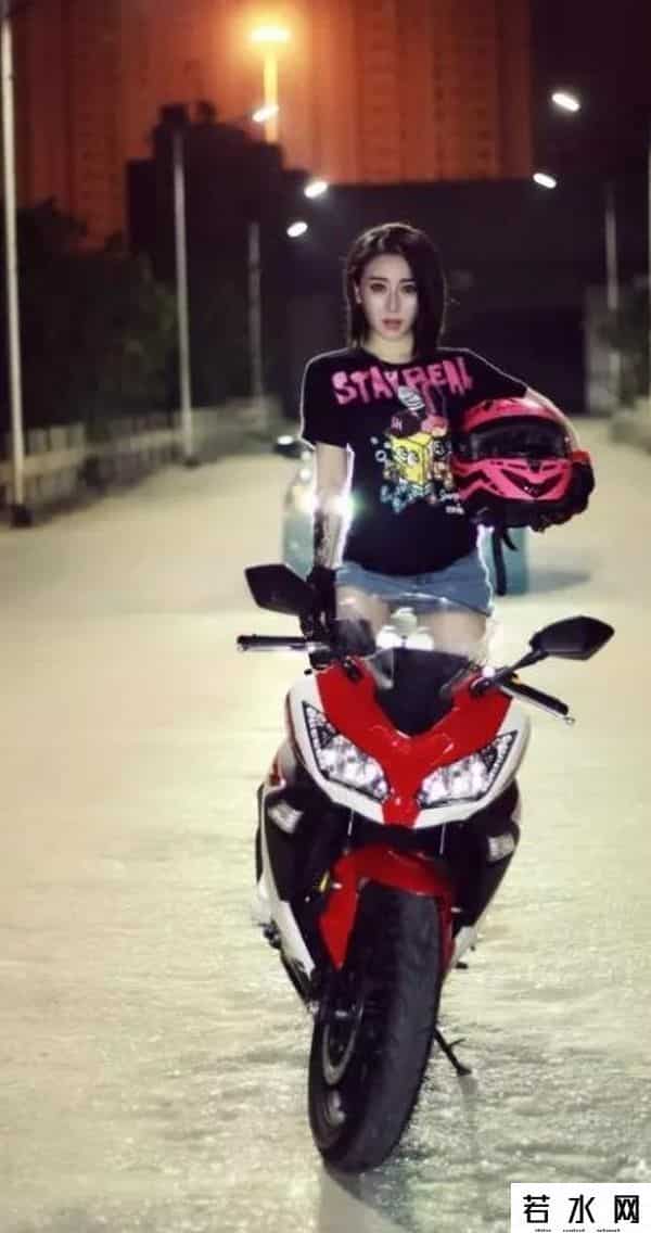 粉小狞,哪位机车美女是你心中的女神？