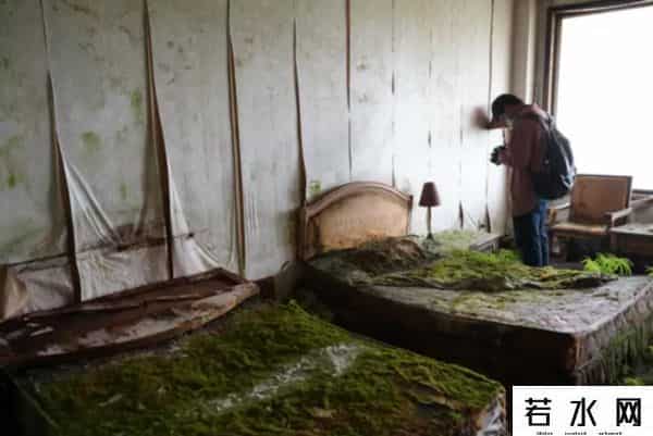 生锈游乐场,城市废墟探索者:我见过废弃的旅馆、监狱和屠宰场