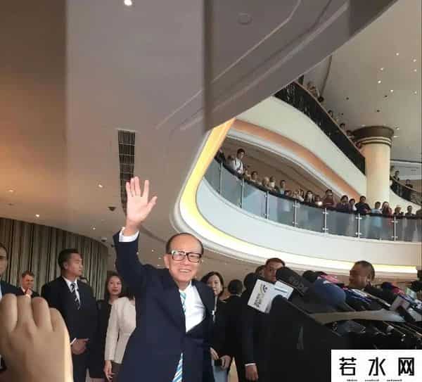 巴拿马刚将中方踢出局 李嘉诚通过巴方给乌克兰捐款？长江实业回应