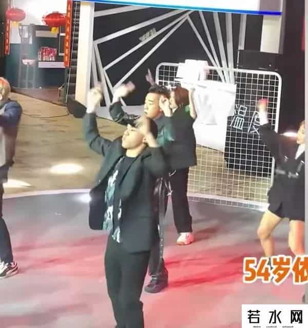 猫七七,猫七七网红高调结婚，掉下神坛也只是弹指一挥间