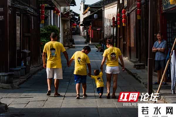 江影沉浮动漫,古城新韵！黔阳古城：青山明月不曾空