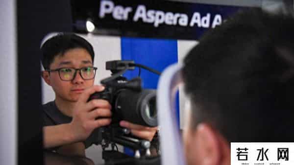 眼球经济,知难而上，分支弄堂也能搏出“眼球经济”