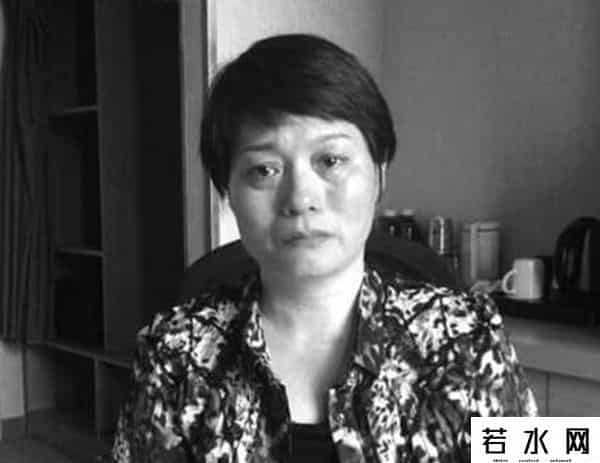 孔令荣,岳父资助他创业，赚10亿后，对妻子拳脚相向，还赶走岳父