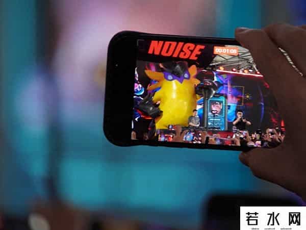 引爆流行,一首抖音神曲,价值4000万