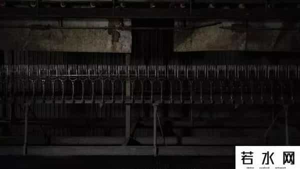 生锈游乐场,城市废墟探索者:我见过废弃的旅馆、监狱和屠宰场